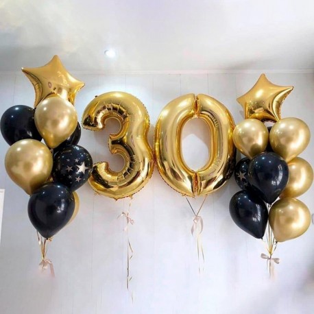 Композиция из фонтанов шаров с цифрами на 30 лет